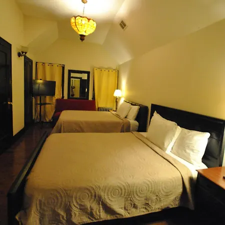 Ewr Airport Multilevel Guest House Room With 2-3 Beds Newark Exterior photo