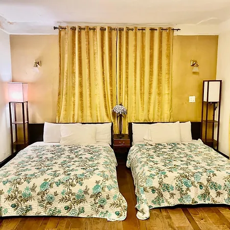 Ewr Airport Multilevel Guest House Room With 2-3 Beds Newark Exterior photo