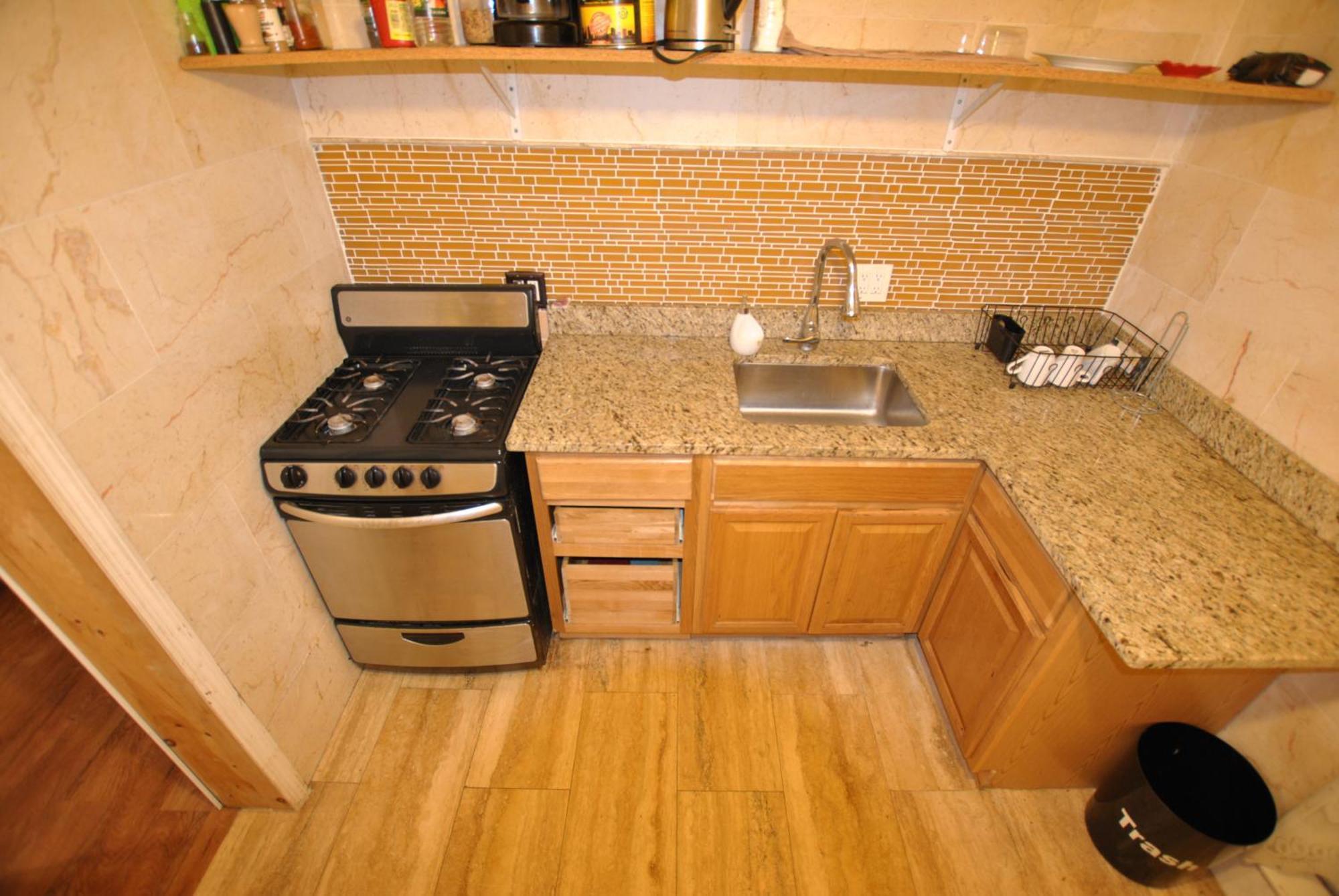 Homestay Ewr Airport Multilevel With 2-3 Beds Newark