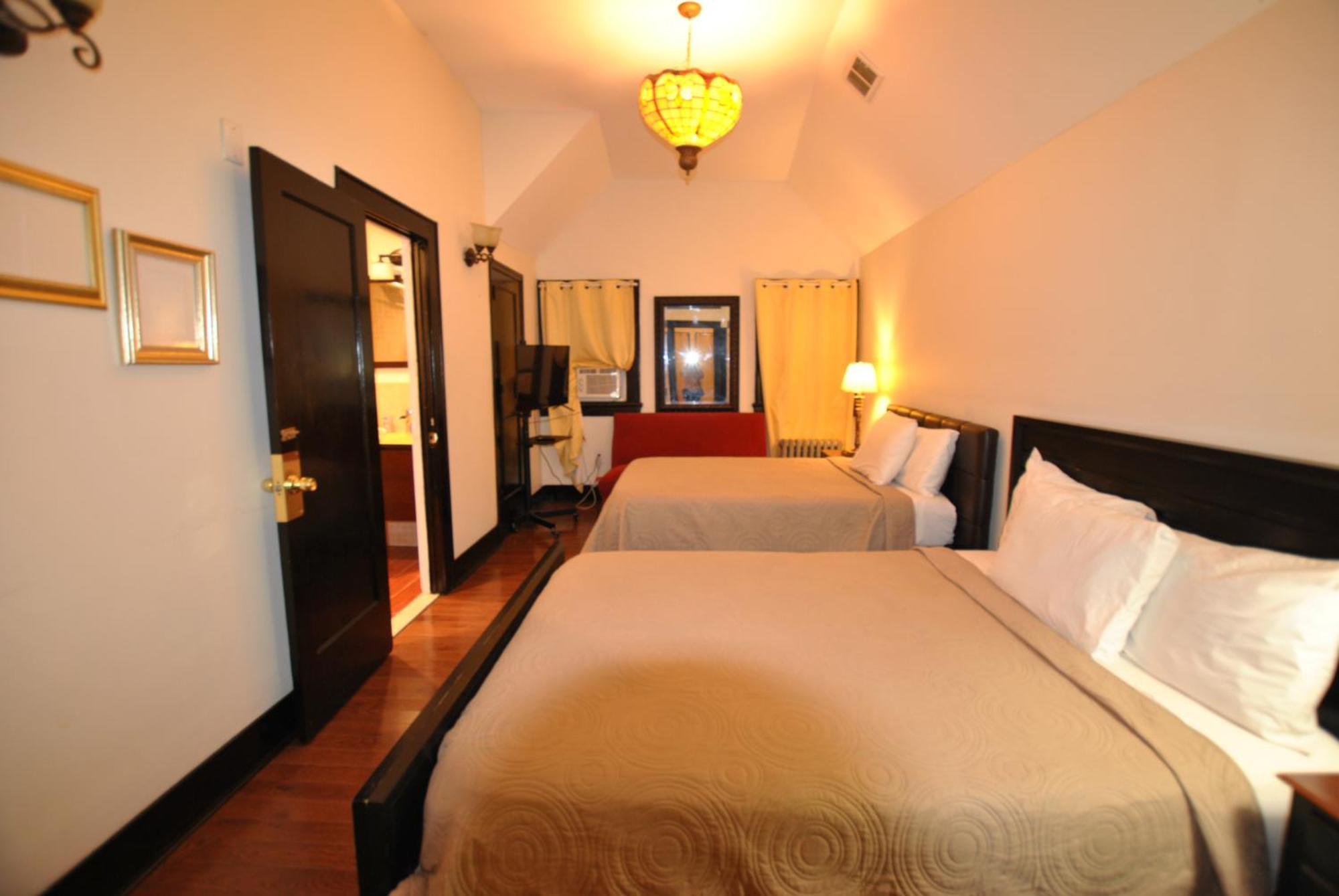 Ewr Airport Multilevel With 2-3 Beds Alloggio in famiglia *